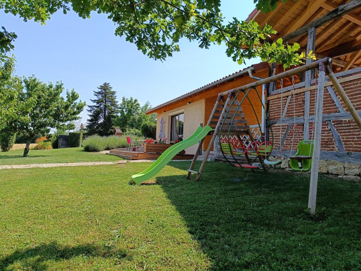 Studio Avec Terrasse Au Calme Jayat Luaran gambar